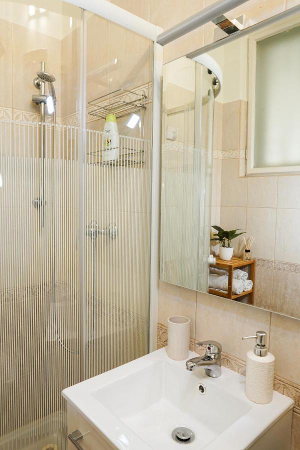 Pasti Central Apartment. Debrecen Dış mekan fotoğraf